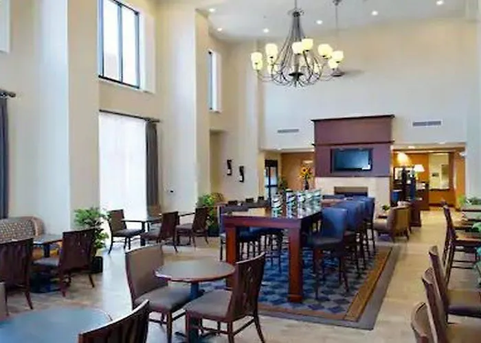 Hampton & Hotel Prescott Valley