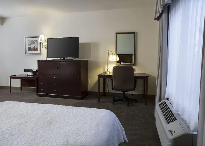 Hotel Hampton &