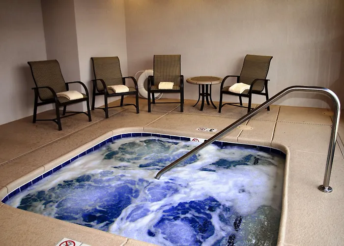 Hampton & Hotel 3*