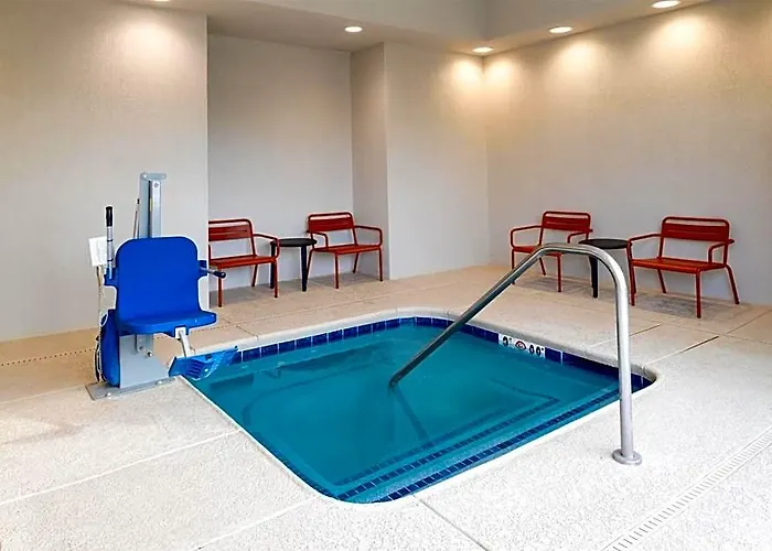 Hotel Hampton &